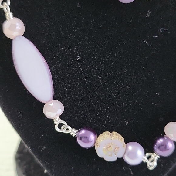 Long Beautiful Necklace! - Picture 2 of 3